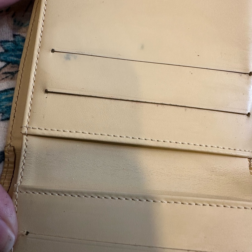 Louis Vuitton Epi Wallet in Yellow GUC - Picture 9 of 11